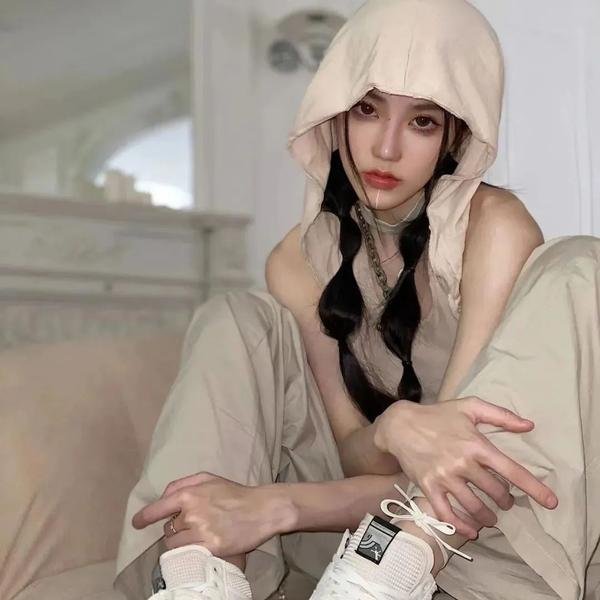 厕所的圣母像